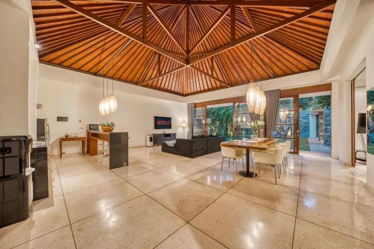 Villa Duadewi 3Br In The Heart Of Seminyak By Santi Management Indonesia