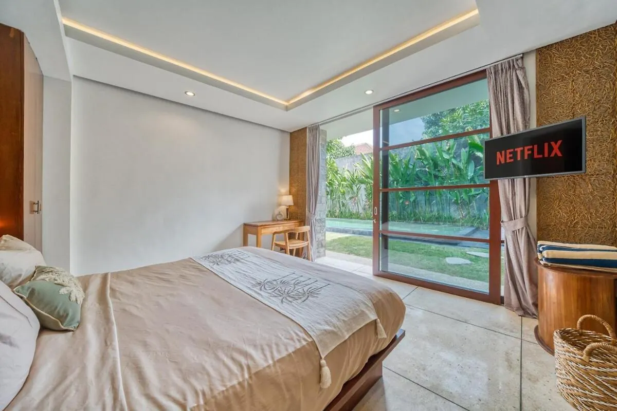 Villa Duadewi 3Br In The Heart Of Seminyak By Santi Management