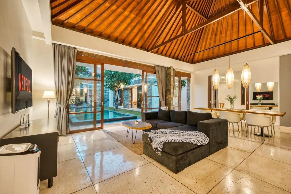 Villa Duadewi 3Br In The Heart Of Seminyak By Santi Management