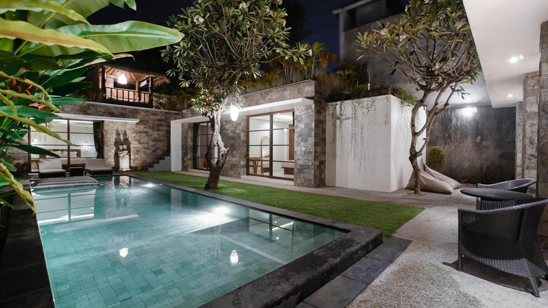 Villa Duadewi 3Br In The Heart Of Seminyak By Santi Management 0*, Seminyak (Bali)