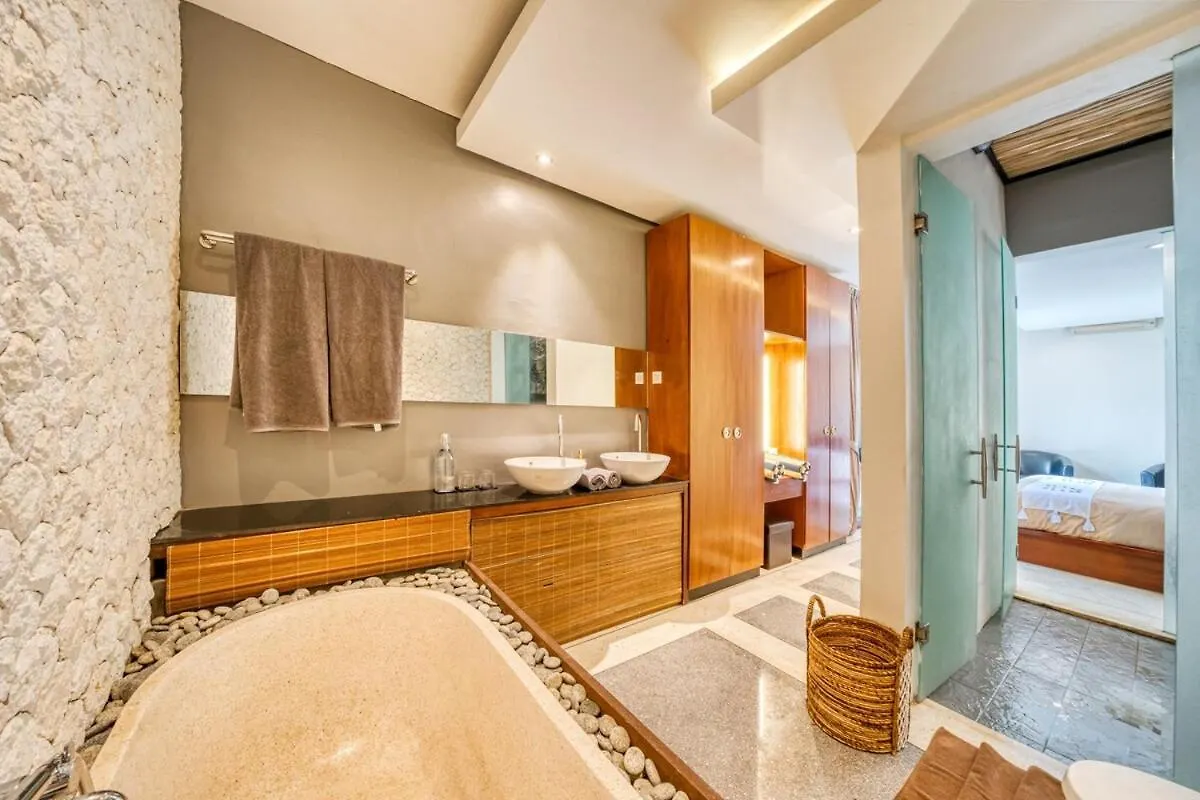 Villa Duadewi 3Br In The Heart Of Seminyak By Santi Management 0*,